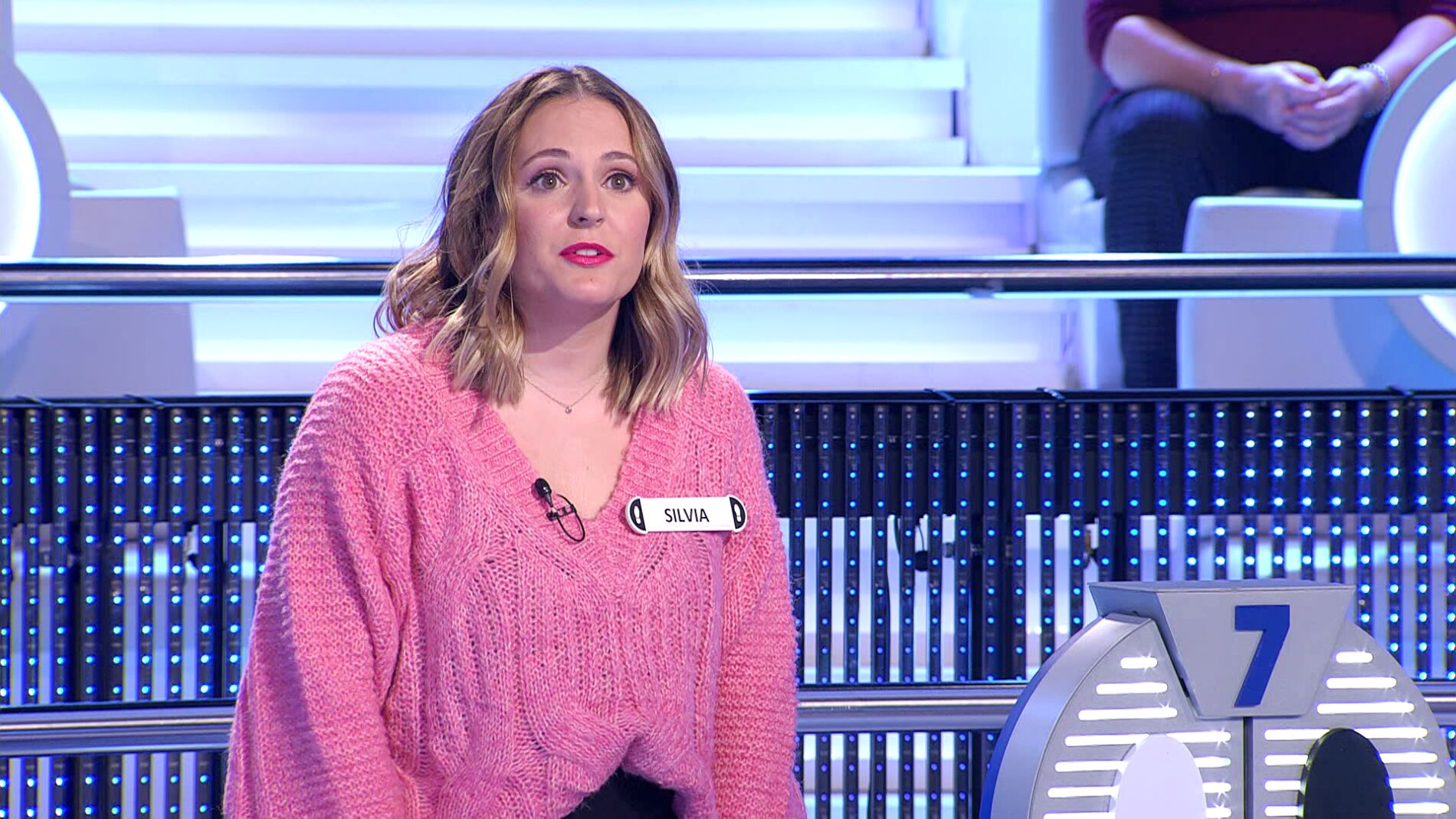 &iexcl;Ca&iacute;da en bucle! Arturo Valls flipa con la concursante que nunca se va de &lsquo;&iexcl;Ahora caigo!&rsquo; 