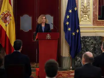 Batet ensalza el papel del rey Juan Carlos el 23-F y recuerda que decir 'Viva España' es decir 'Viva la Democracia' Batet ensalza el papel del rey Juan Carlos el 23-F y recuerda que decir 'Viva España' es decir 'Viva la Democracia'