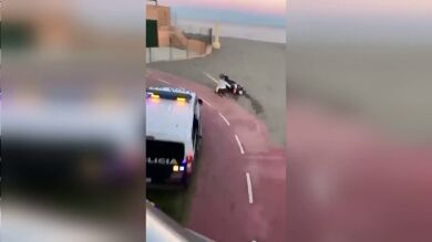 Así fue la espectacular persecución policial en Fuengirola tras el atraco a mano armada de un supermercado