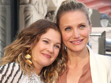 Drew Barrymore y Cameron Diaz Drew Barrymore y Cameron Diaz