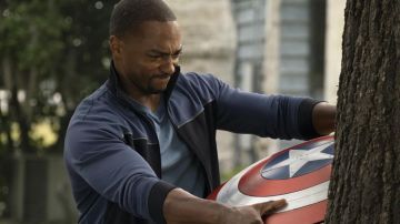 Anthony Mackie en 'Falcon y el Soldado de Invierno'