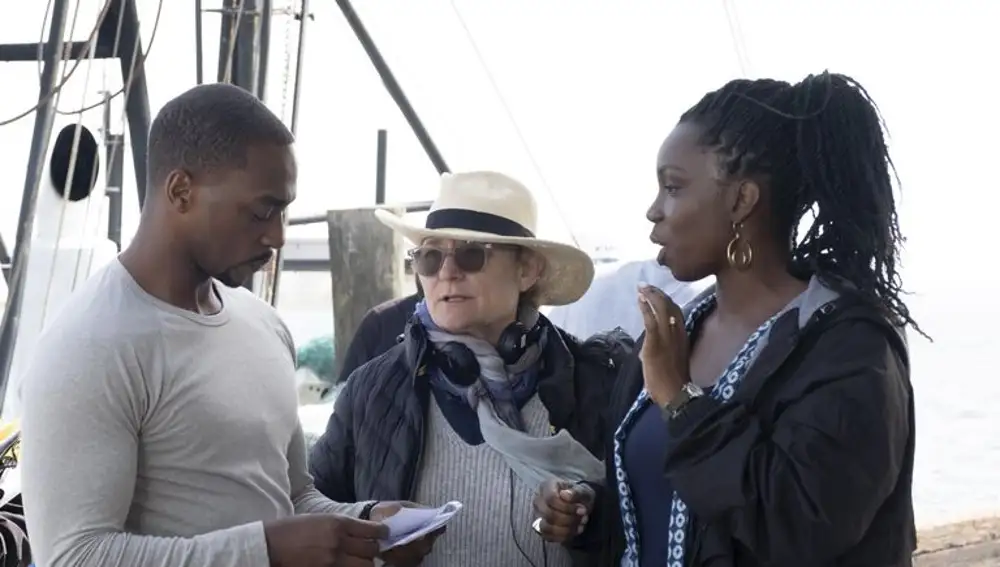 Anthony Mackie y Adepero Oduye en 'Falcon y el Soldado de Invierno'