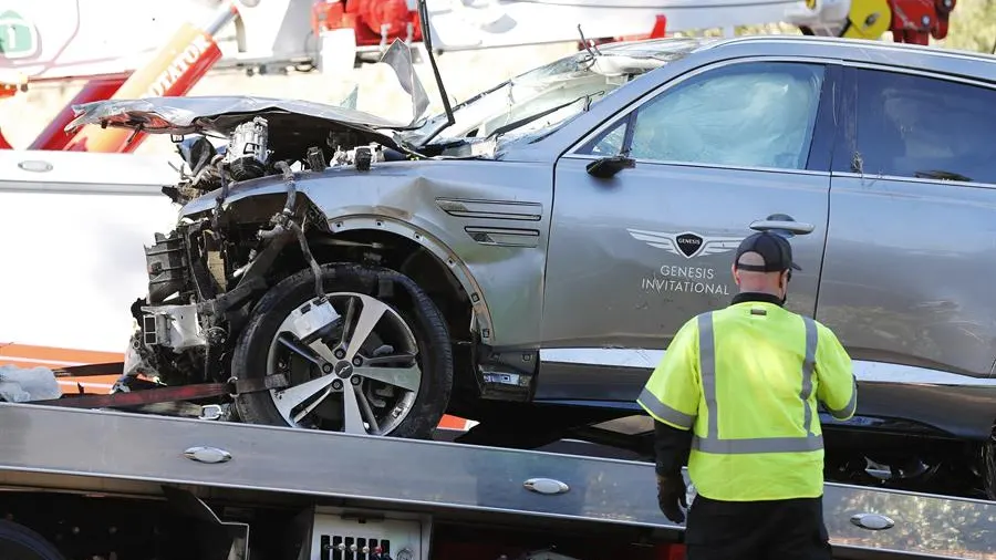 Tiger Woods, operado de varias fracturas en las piernas tras su grave accidente de tráfico en Los Ángeles Tiger Woods, operado de varias fracturas en las piernas tras su grave accidente de tráfico en Los Ángeles