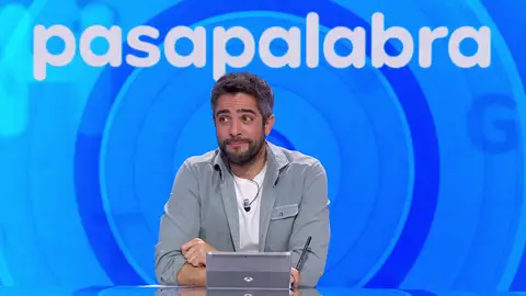 La llamada de atención de Roberto Leal a Jorge Fernández: “Voy yo y te cambio las letras del panel” La llamada de atención de Roberto Leal a Jorge Fernández: “Voy yo y te cambio las letras del panel”