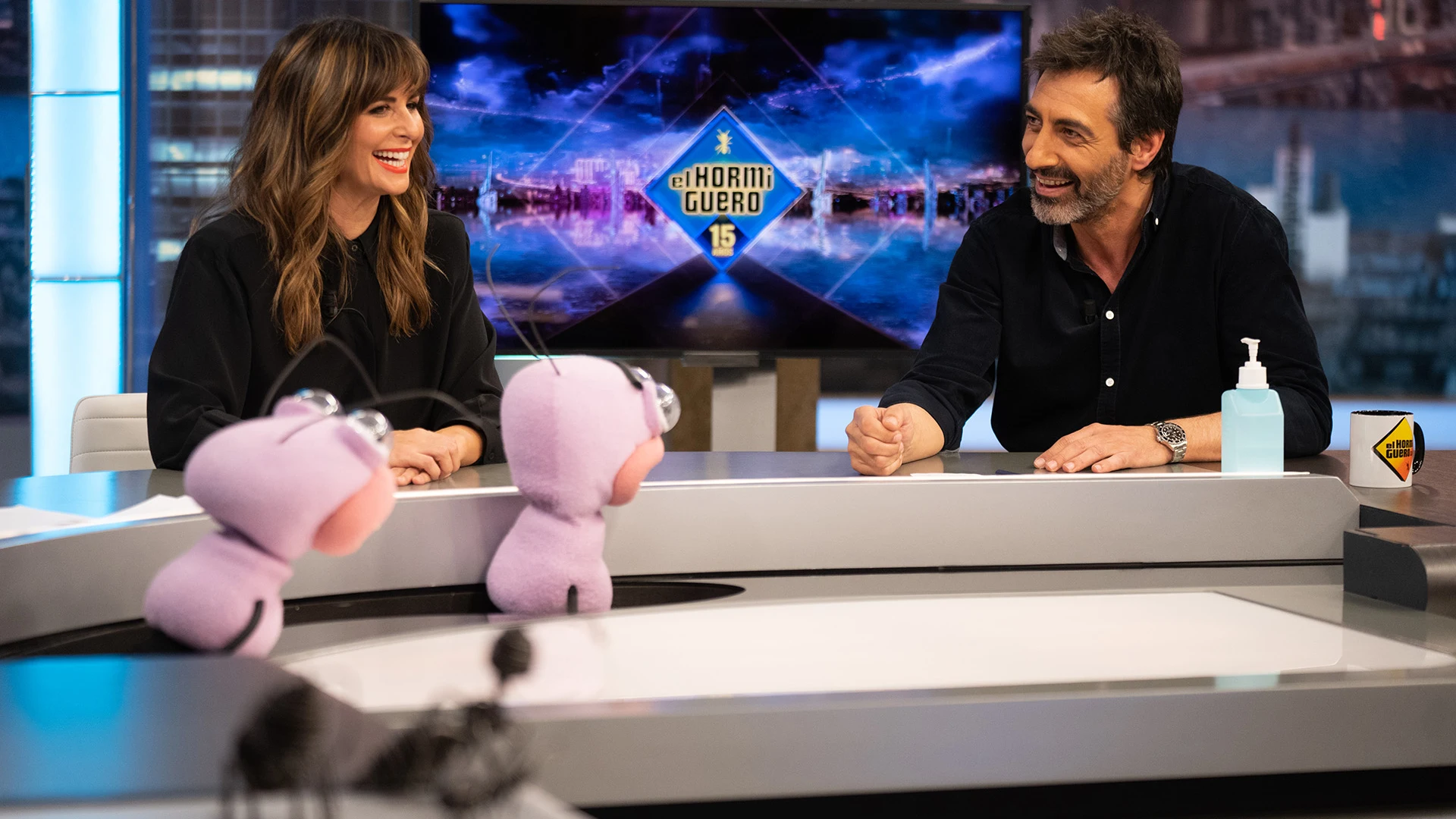 Nuria Roca y Juan del Val, enfrentados por el sexo: "El sitio es la cama y tú lo sabes perfectamente" Nuria Roca y Juan del Val, enfrentados por el sexo: "El sitio es la cama y tú lo sabes perfectamente"