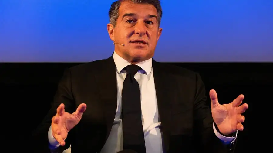 Joan Laporta contará Con Víctor Valdés y Mateu Alemany para "conseguir que Messi vuelva a sonreír" Joan Laporta contará Con Víctor Valdés y Mateu Alemany para "conseguir que Messi vuelva a sonreír"