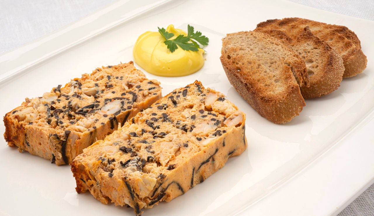 La receta de pastel de pescado con hijiki, de Karlos Arguiñano: "Un éxito rotundo" La receta de pastel de pescado con hijiki, de Karlos Arguiñano: "Un éxito rotundo"