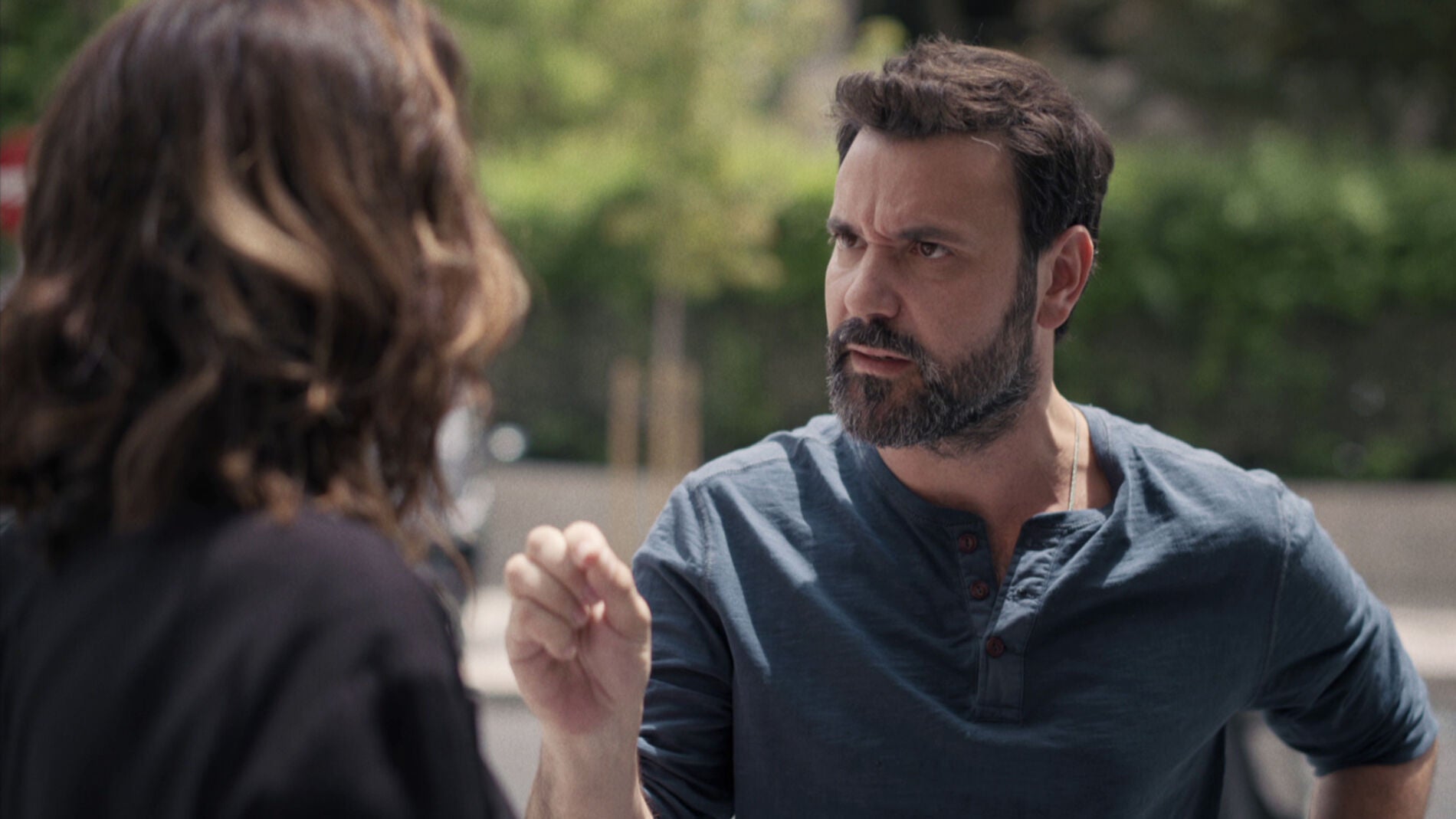 Sergio se impone ante Rebeca: &ldquo;Yo no voy a esconderme solo porque t&uacute; necesitas a alguien en tu cama&rdquo;