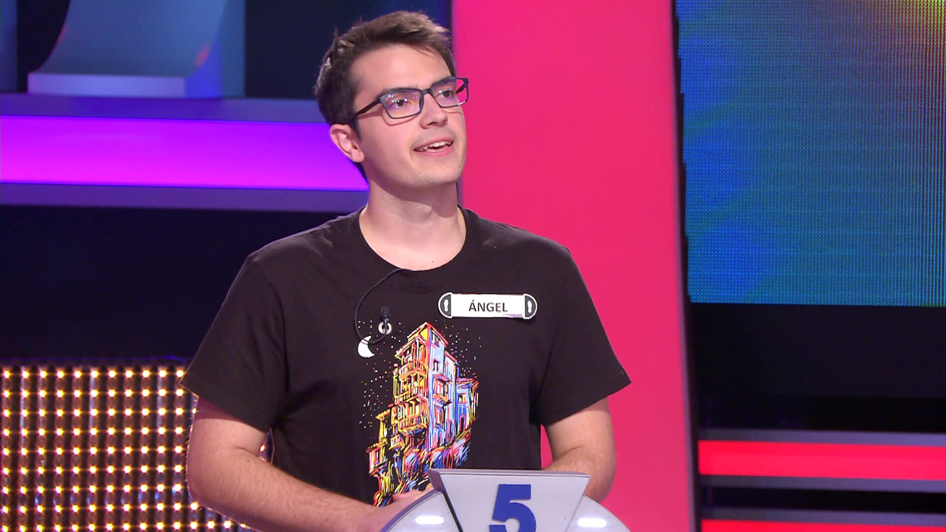 &Aacute;ngel sorprende a Arturo Valls al confesar el nombre de su pandilla de amigos 