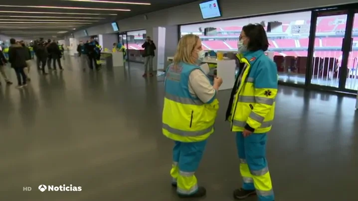 Madrid comienza hoy a vacunar contra el coronavirus a los mayores de 80 años Madrid comienza hoy a vacunar contra el coronavirus a los mayores de 80 años