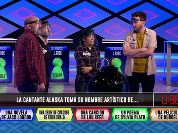 La cantante ‘Alaska’ le ‘regala’ el pleno a ‘Los dispersos’ en la fase inicial de ‘¡Boom!’ La cantante ‘Alaska’ le ‘regala’ el pleno a ‘Los dispersos’ en la fase inicial de ‘¡Boom!’