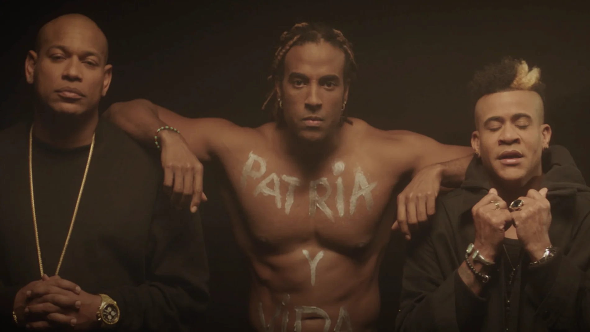 Clip del video "Patria y Vida". Clip del video "Patria y Vida".