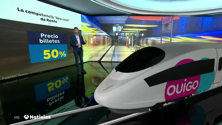 Llega a Atocha el primer tren Ouigo, que estrenará la liberalización ferroviaria en España Llega a Atocha el primer tren Ouigo, que estrenará la liberalización ferroviaria en España