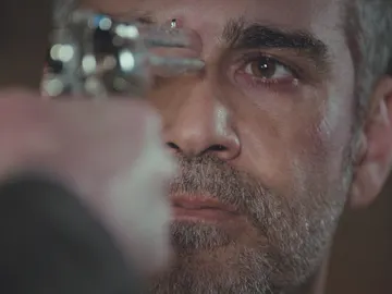 Nezir sentencia a Sarp: "Te voy a matar y te voy a enterrar aquí" Nezir sentencia a Sarp: "Te voy a matar y te voy a enterrar aquí"