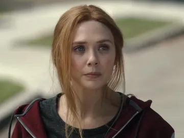 Elizabeth Olsen como Bruja Escarlata en 'WandaVision' Elizabeth Olsen como Bruja Escarlata en 'WandaVision'