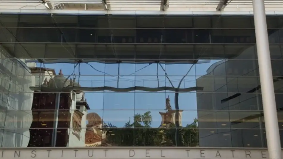 El equipo de dirección y la directora del Instituto del Teatro han dimitido tras las denuncias por abuso y acoso sexual El equipo de dirección y la directora del Instituto del Teatro han dimitido tras las denuncias por abuso y acoso sexual