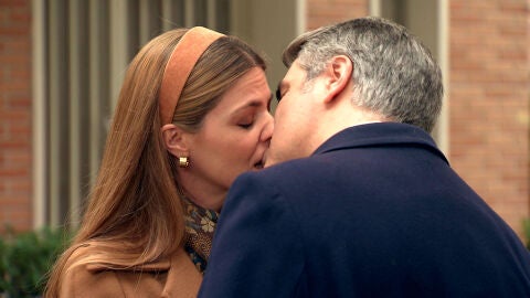 Gorka presencia un beso inesperado entre Juan y Maica
