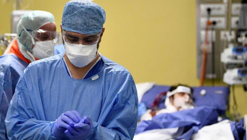Los hospitalizados en Extremadura bajan del centenar en una jornada con 38 casos y tres fallecidos