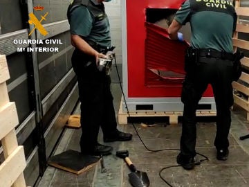 La Guardia Civil en las operaciones para desmantelar dos organizaciones europeas en Málaga