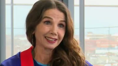  Victoria Abril: "Habr&aacute; m&aacute;s muertos con vacuna que sin, el confinamiento no funciona y las mascarillas tampoco"