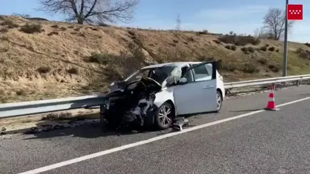 Muere un hombre de 32 años tras quedarse sin gasolina y ser embestido por otro turismo en Madrid Muere un hombre de 32 años tras quedarse sin gasolina y ser embestido por otro turismo en Madrid