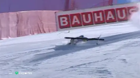 Los desgarradores gritos de dolor de la esquiadora Kajsa Vickhoff Lie tras una brutal caída en Italia Los desgarradores gritos de dolor de la esquiadora Kajsa Vickhoff Lie tras una brutal caída en Italia