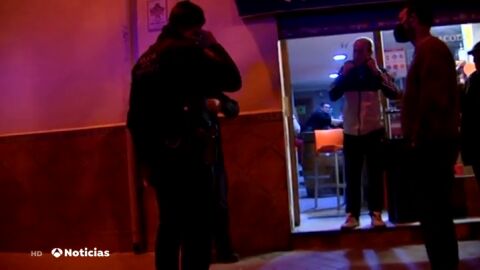 Desalojada una fiesta con 82 personas en un pub de Ja&eacute;n sin mascarillas 