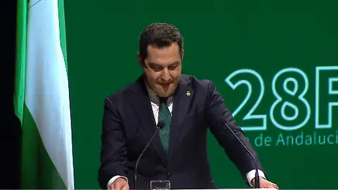 El presidente de la Junta, Juanma Moreno, se emociona al hablar de la pandemia en la celebración del Día de Andalucía El presidente de la Junta, Juanma Moreno, se emociona al hablar de la pandemia en la celebración del Día de Andalucía
