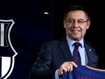 Josep María Bartomeu, detenido junto a otras tres personas del FC Barcelona, en el marco de la investigación del 'Barçagate'