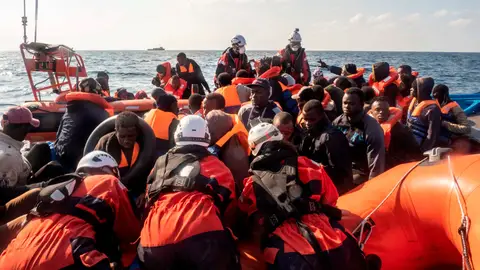 Rescate de la ONG 'Sea Watch' en el Mediterráneo Central. Inmigración