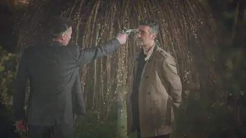 Nezir amenaza a Sarp con una venganza peor que la muerte Nezir amenaza a Sarp con una venganza peor que la muerte