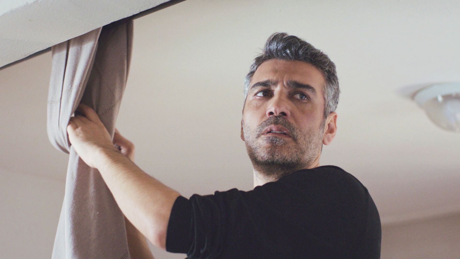 Sarp intenta suicidarse