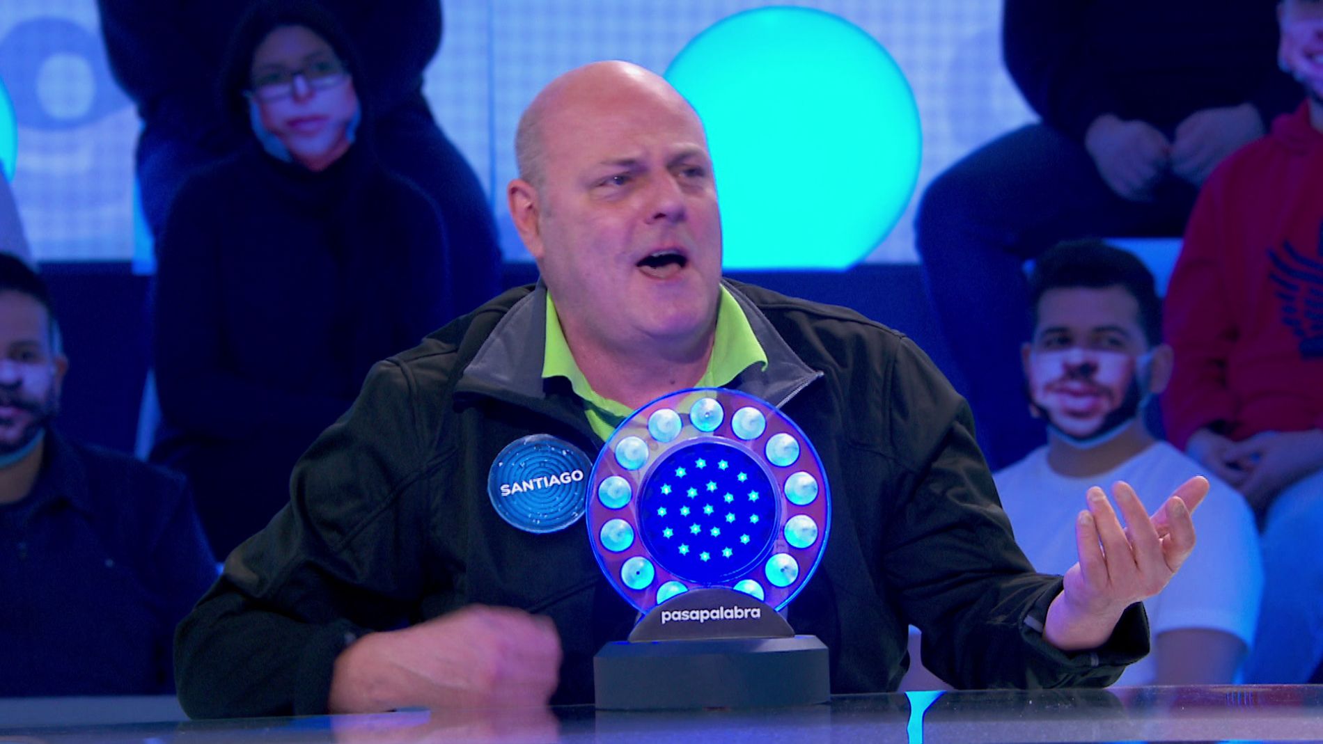 Santiago Urrialde clava a Miguel Ríos en ‘Santa Lucía’ “¡Lo queremos en ‘Tu cara me suena 9’!”