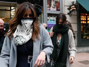 Sara Carbonero celebra su recuperación comiendo con Iker Casillas e Isabel Jiménez Sara Carbonero celebra su recuperación comiendo con Iker Casillas e Isabel Jiménez