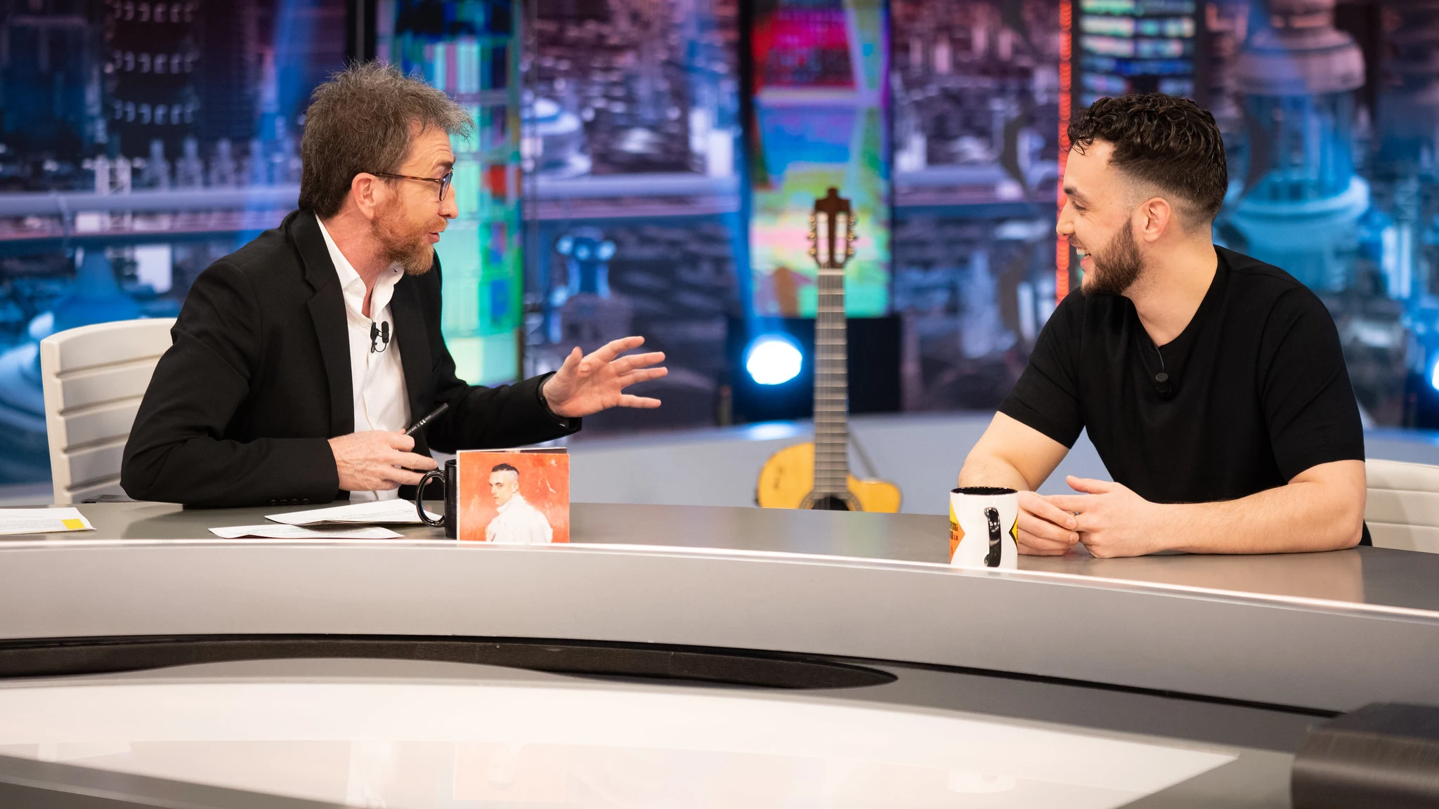 La devoción de C. Tangana por el arte de Andrés Calamaro: "Me gusta que se haya mantenido loco" La devoción de C. Tangana por el arte de Andrés Calamaro: "Me gusta que se haya mantenido loco"