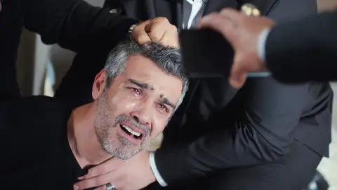Nezir ‘mata’ a Doruk: la mentira que lleva a Sarp a la desesperación Nezir ‘mata’ a Doruk: la mentira que lleva a Sarp a la desesperación