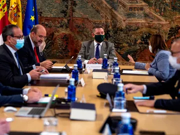 El presidente de Castilla-La Mancha, Emiliano García-Page, preside un Consejo de Gobierno. El presidente de Castilla-La Mancha, Emiliano García-Page, preside un Consejo de Gobierno.