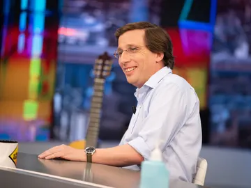 José Luis Martínez-Almeida recuerda sus primeros días como alcalde de Madrid: "Es un monstruo" José Luis Martínez-Almeida recuerda sus primeros días como alcalde de Madrid: "Es un monstruo"