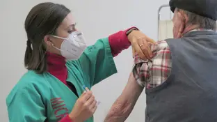 El 82,3% de los españoles están dispuestos a vacunarse contra el coronavirus Vacunación España