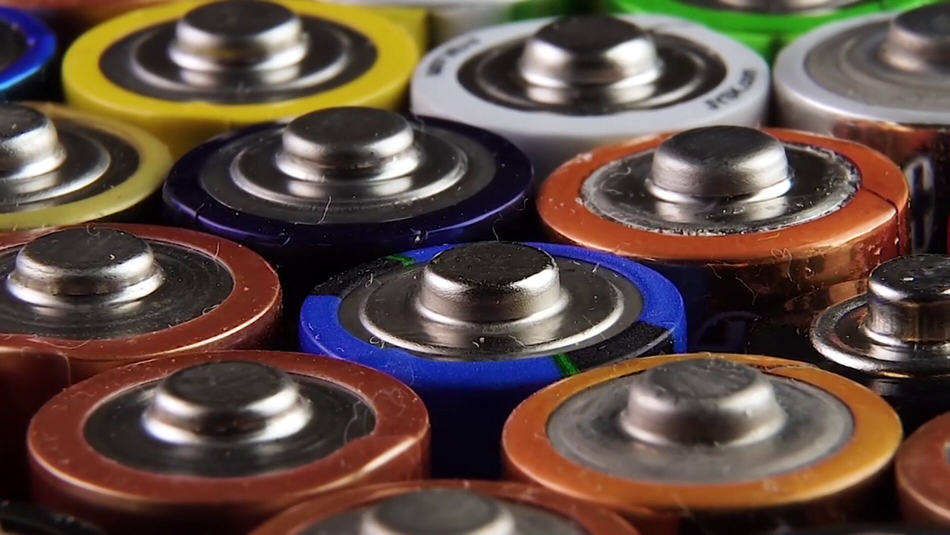 Por qu&eacute; no deber&iacute;as guardar pilas en los cajones