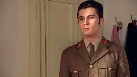 Manolín, convencido de que Emma le es infiel Manolín, convencido de que Emma le es infiel