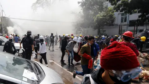Protestas en Birmania contra los militares. Birmania