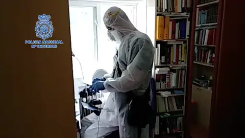 Detenido un profesor que acosaba a sus alumnas menores en Madrid Madrid