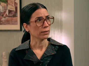 Las horas felices de Manolita llegan a su fin: “En unas horas debes volver a la cárcel” Las horas felices de Manolita llegan a su fin: “En unas horas debes volver a la cárcel”