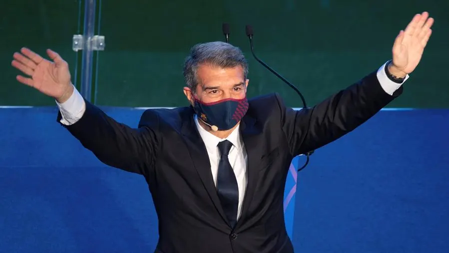 El mensaje de Laporta a Messi en su investidura como presidente del Barcelona: "Haré todo lo posible para que se quede" El mensaje de Laporta a Messi en su investidura como presidente del Barcelona: "Haré todo lo posible para que se quede"