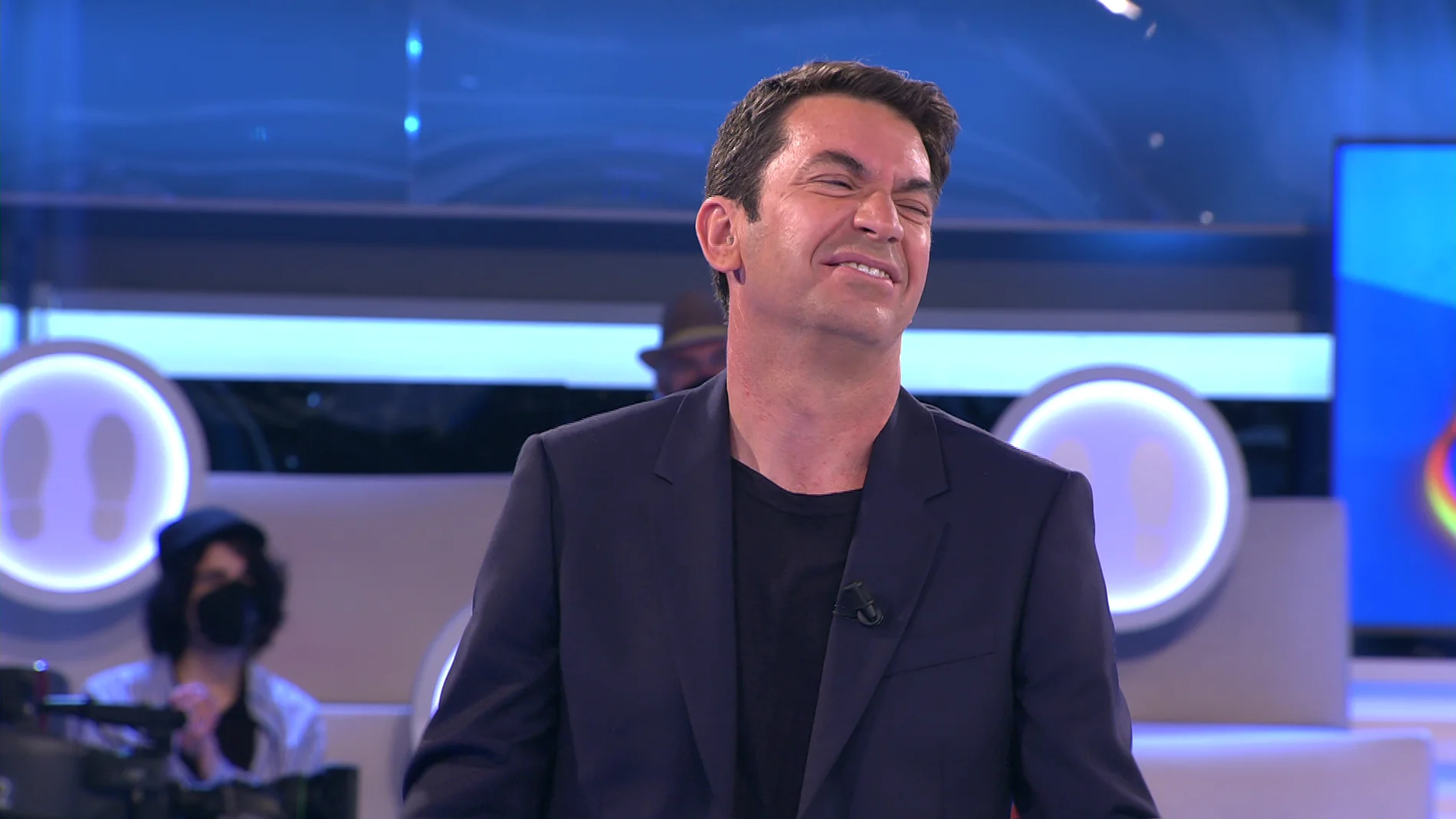 La reacción de Arturo Valls al desafortunado chiste de un concursante de ‘¡Ahora caigo!’