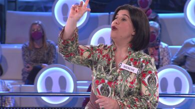 Merche encandila en ‘¡Ahora caigo!’ cantando el cuplé de una comparsa