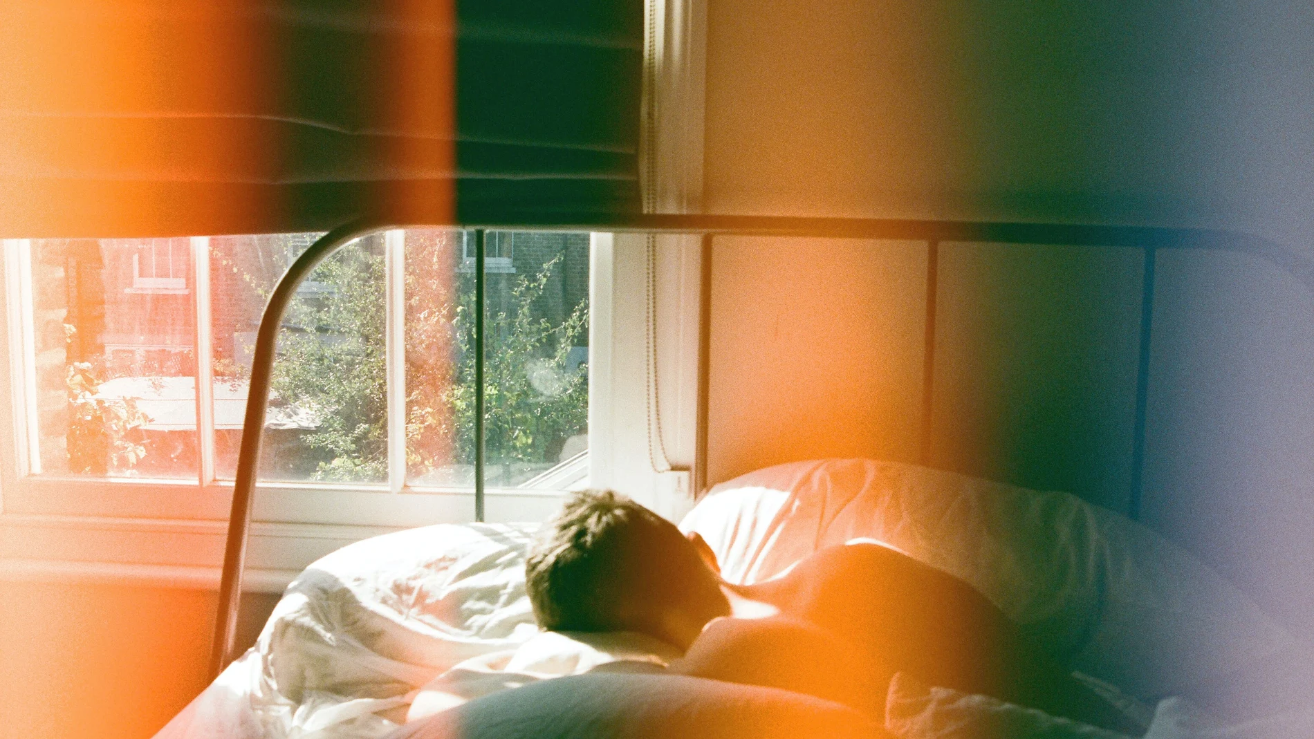 Persona durmiendo Persona durmiendo