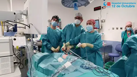 El Hospital 12 de Octubre logra por primera vez extirpar un lóbulo pulmonar a un bebé recién nacido El Hospital 12 de Octubre logra por primera vez extirpar un lóbulo pulmonar a un bebé recién nacido