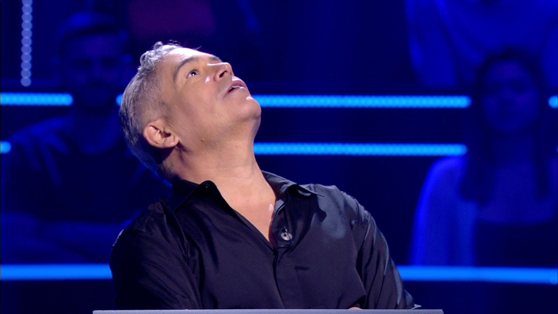 "Me puso la sangre fr&iacute;a": Downing Street consigue incomodar a Boris Izaguirre en '&iquest;Qui&eacute;n quiere ser millonario?'